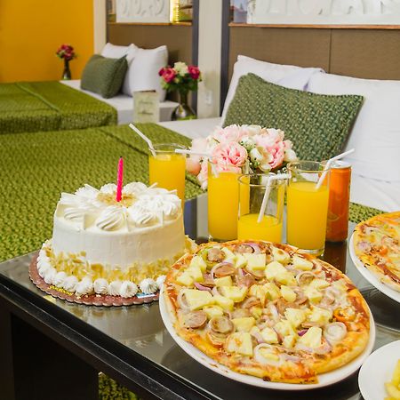Eurotel Vivaldi Araneta Quezon City Zewnętrze zdjęcie